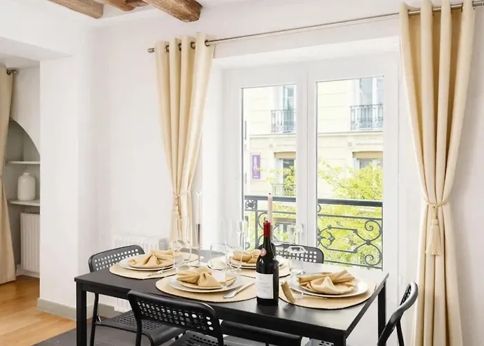 Marais Authentic&unique *