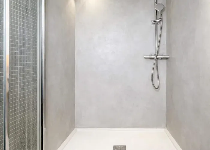 Marais Authentic&unique *